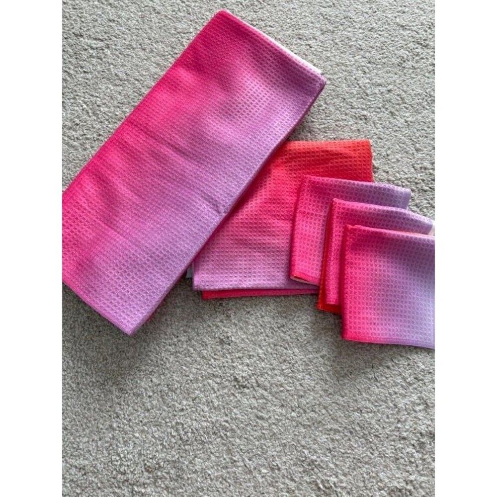 Geometry Purple / Pink Fade Towel Bundle (set of 5) -- Like New